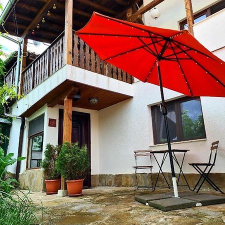 Arts Guest House -Beautiful Villa For 6 Persons Veliko Tŭrnovo Exterior foto