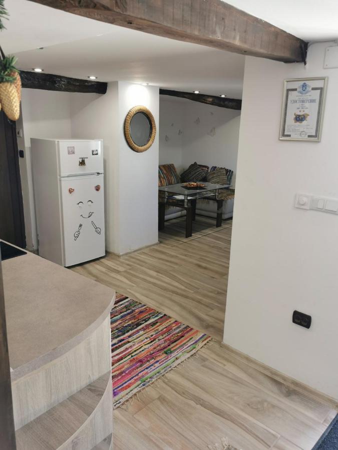 Arts Guest House -Beautiful Villa For 6 Persons Veliko Tŭrnovo Exterior foto