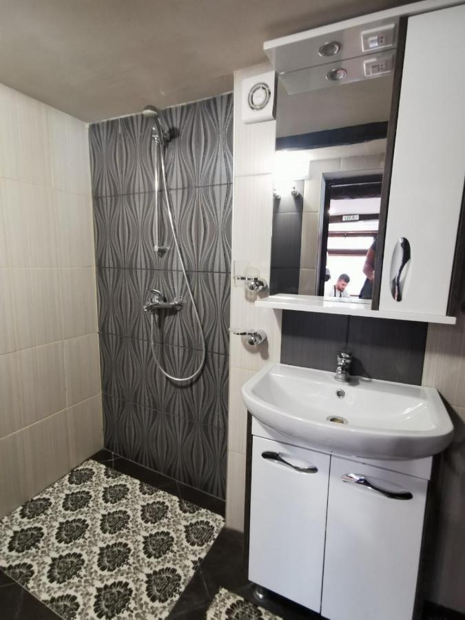 Arts Guest House -Beautiful Villa For 6 Persons Veliko Tŭrnovo Exterior foto