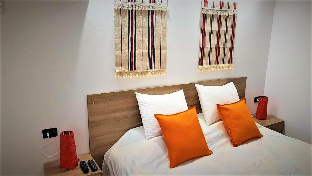 Arts Guest House -Beautiful Villa For 6 Persons Veliko Tŭrnovo Exterior foto